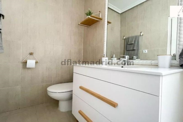 Apartamento luminoso en Chamberi de 1 Dormitorio #1917 en Madrid