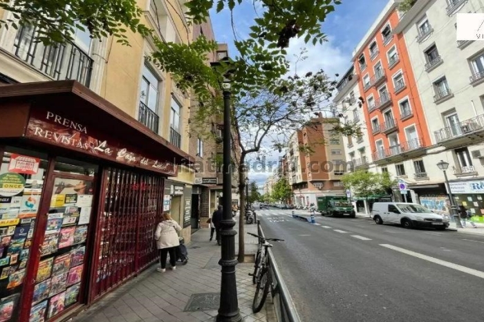 Apartamento luminoso en Chamberi de 1 Dormitorio #1917 en Madrid