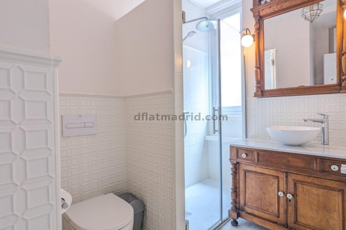 Apartamento en Centro de 1 Dormitorio #1886 en Madrid