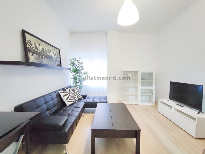 Cosy Apartment in Tetuan of 1 Bedroom #1956 in Madrid