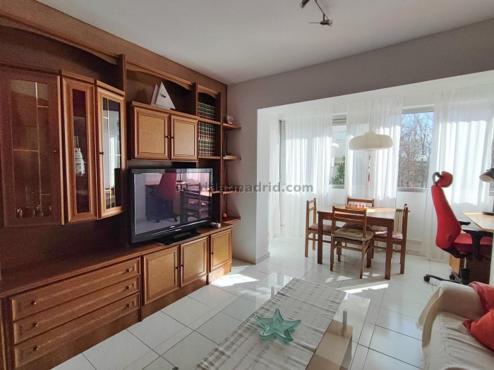 Apartamento Luminoso en Hortaleza de 2 Dormitorios #1571 en Madrid