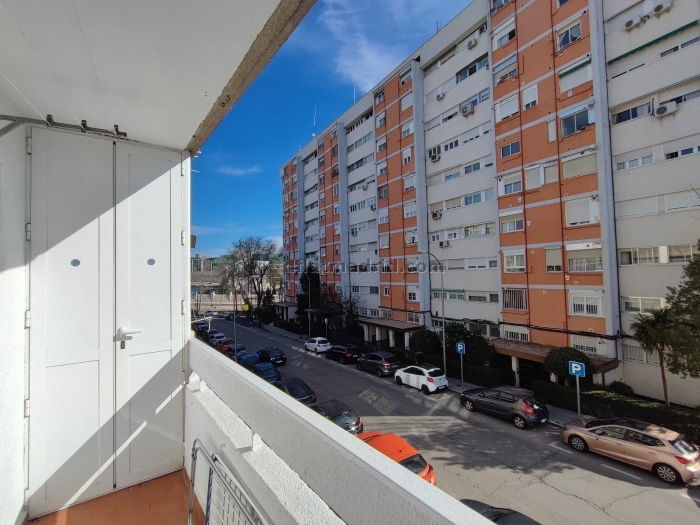 Apartamento Luminoso en Hortaleza de 2 Dormitorios #1571 en Madrid