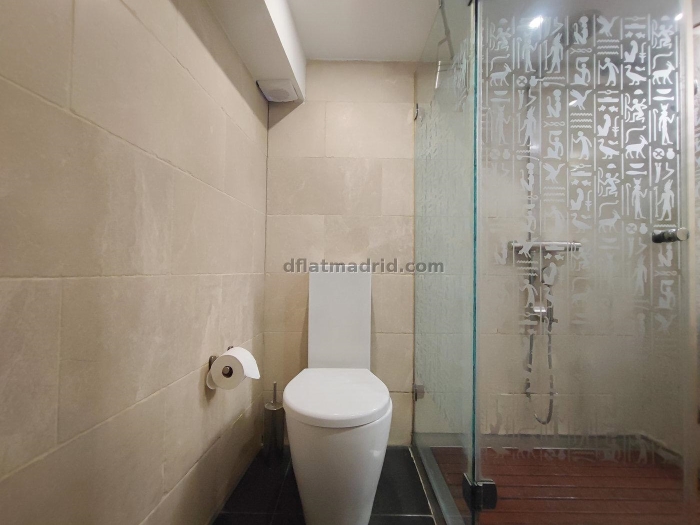 Cosy Apartment in Principe Pio of 1 Bedroom #1963 in Madrid