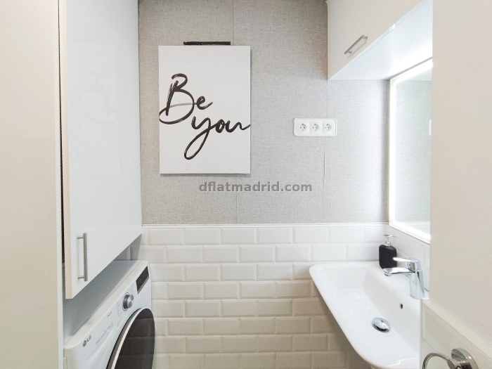 Cosy Apartment in Arganzuela of 1 Bedroom #1954 in Madrid