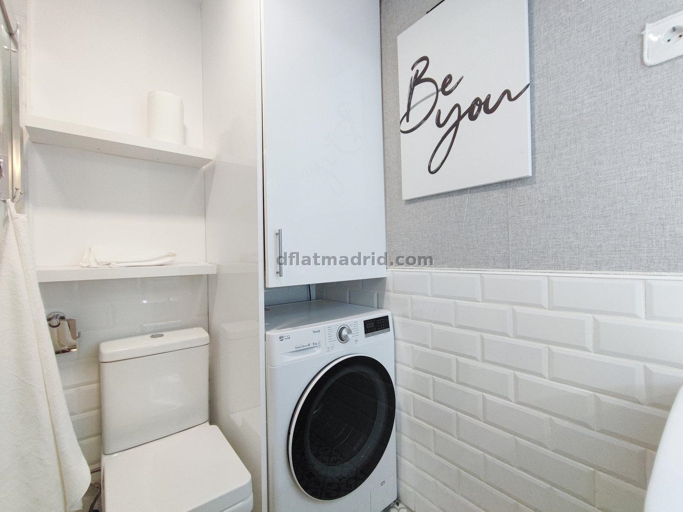 Apartamento Acogedor en Arganzuela de 1 Dormitorio #1954 en Madrid