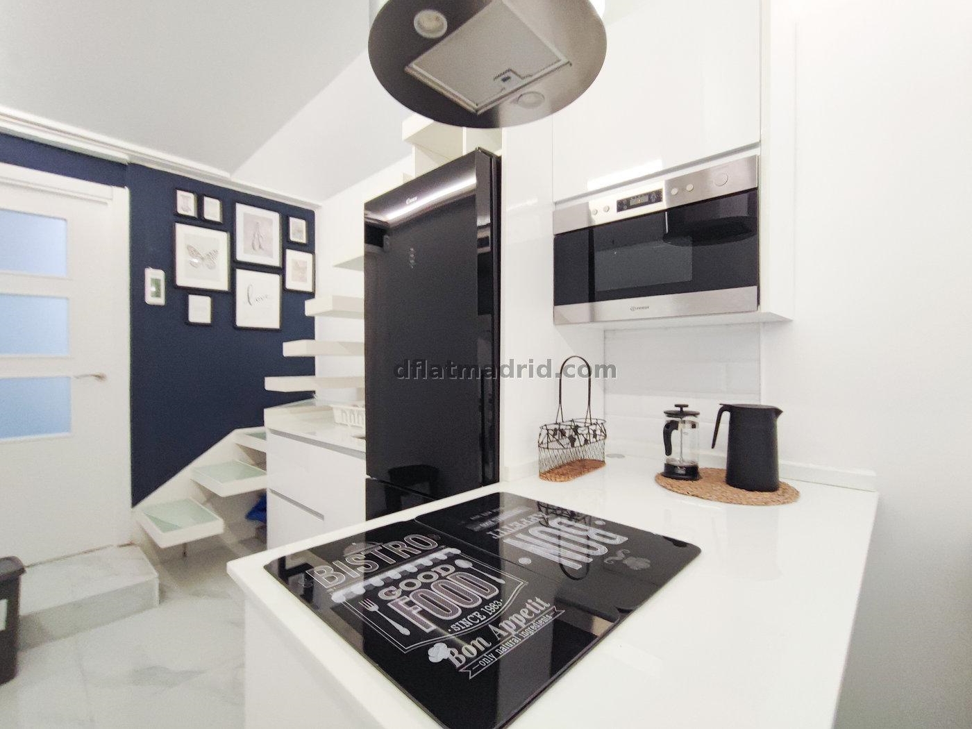 Apartamento Acogedor en Arganzuela de 1 Dormitorio #1954 en Madrid