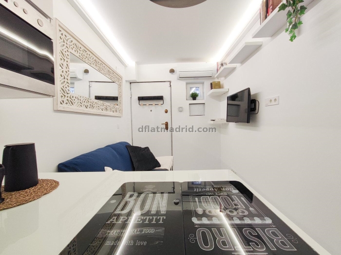 Cosy Apartment in Arganzuela of 1 Bedroom #1954 in Madrid
