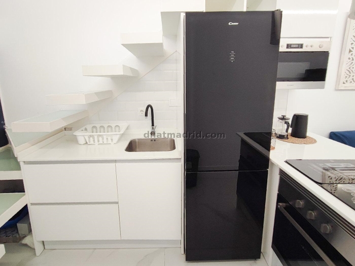 Cosy Apartment in Arganzuela of 1 Bedroom #1954 in Madrid