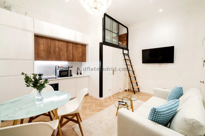 Apartamento Tranquilo en Centro de 2 Dormitorios #1962 en Madrid