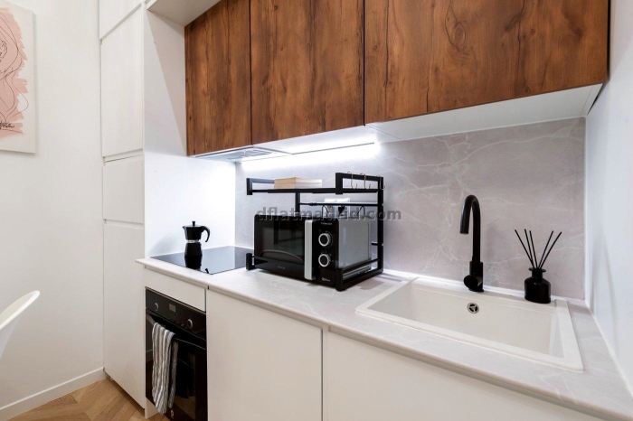 Apartamento Tranquilo en Centro de 2 Dormitorios #1962 en Madrid