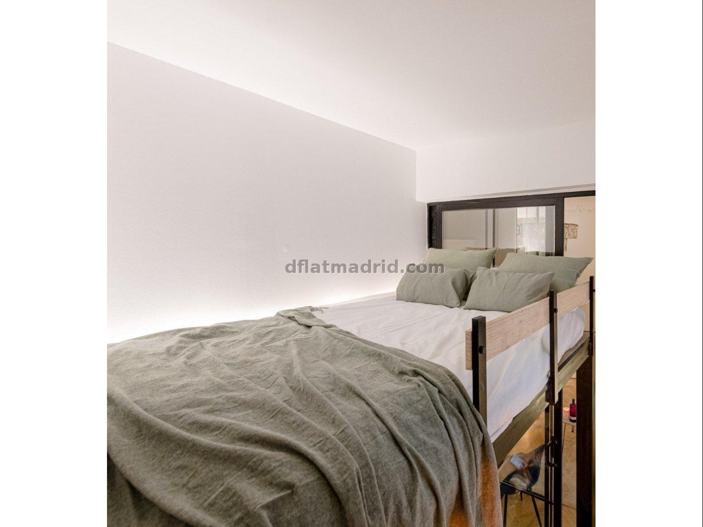 Quiet Apartment in Centro of 2 Bedrooms #1962 in Madrid