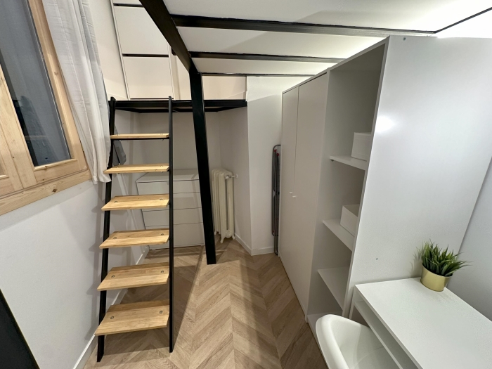 Apartamento Tranquilo en Centro de 2 Dormitorios #1962 en Madrid
