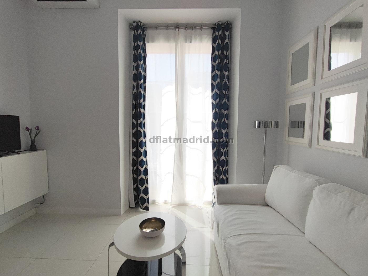Bright Studio in Centro #1984 in Madrid