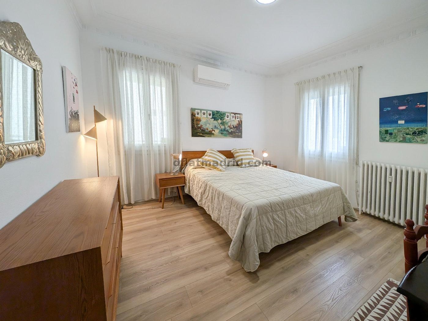 Apartamento en Chamberi de 2 Dormitorios #1989 en Madrid