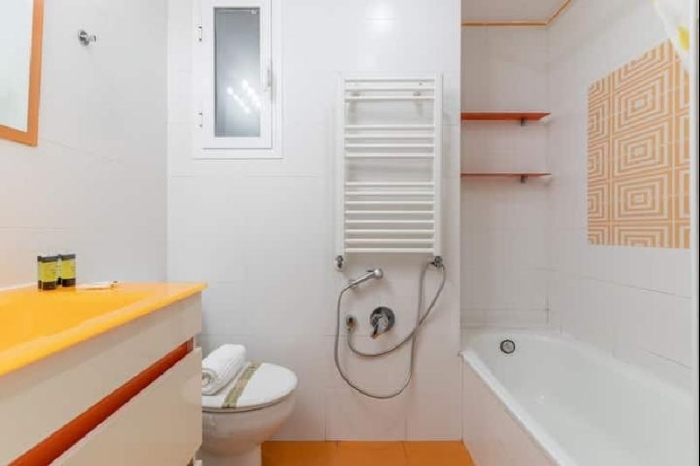 Apartamento en Arganzuela de 2 Dormitorios #1991 en Madrid