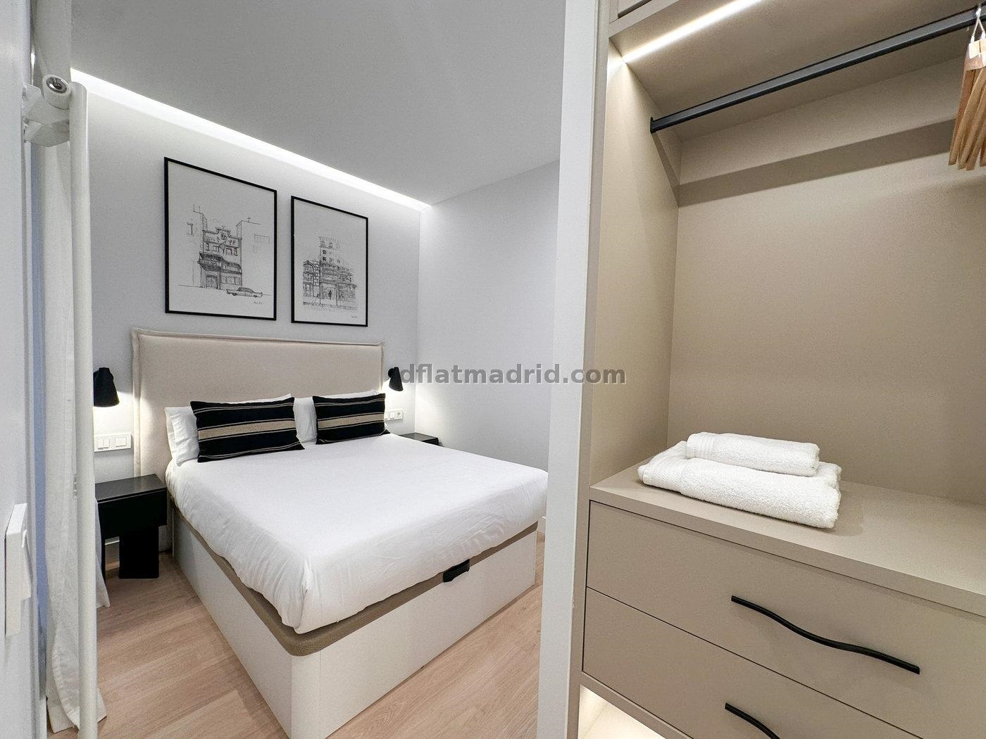 Apartamento Amplio en Centro de 3 Dormitorios #1999 en Madrid