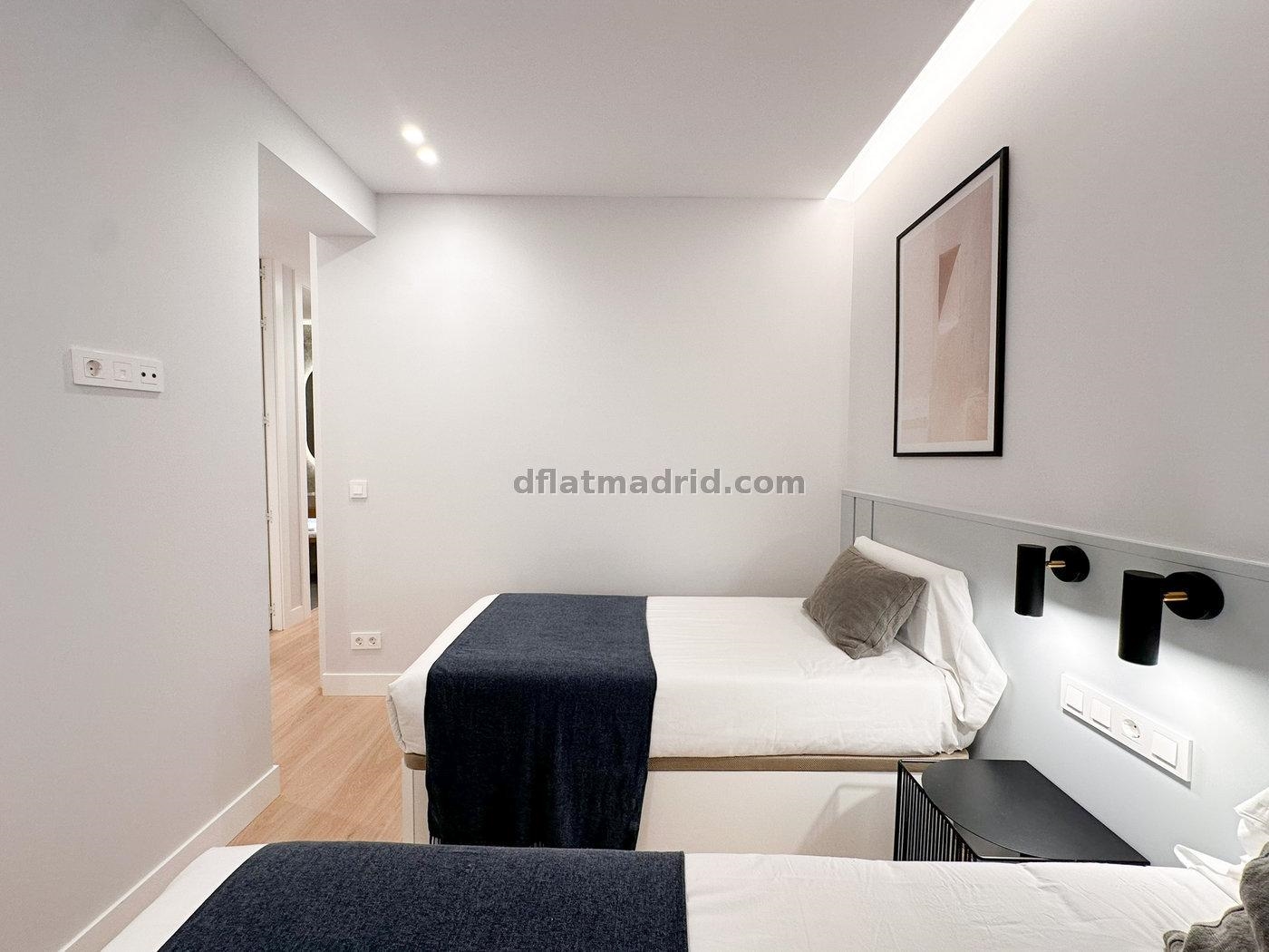 Apartamento Amplio en Centro de 3 Dormitorios #1999 en Madrid