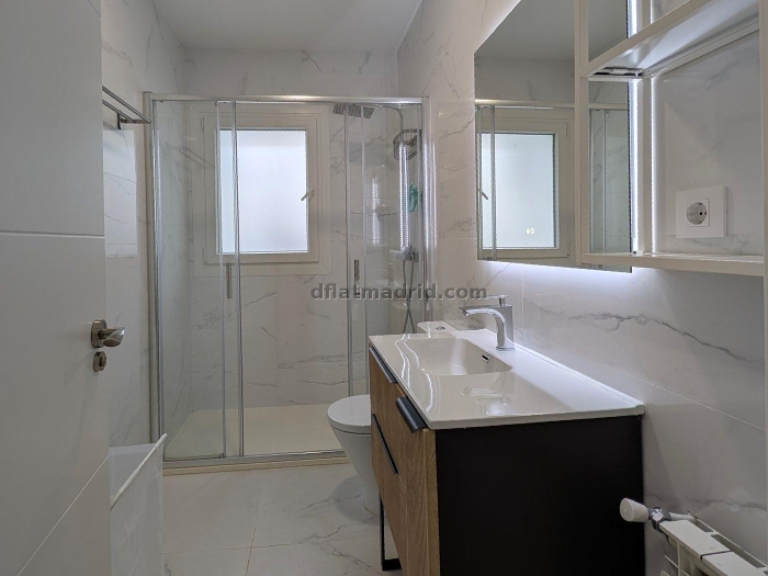 Cosy Apartment in Salamanca of 2 Bedrooms #2003 in Madrid