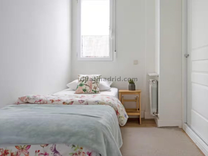 Spacious Apartment in Retiro of 3 Bedrooms #2011 in Madrid