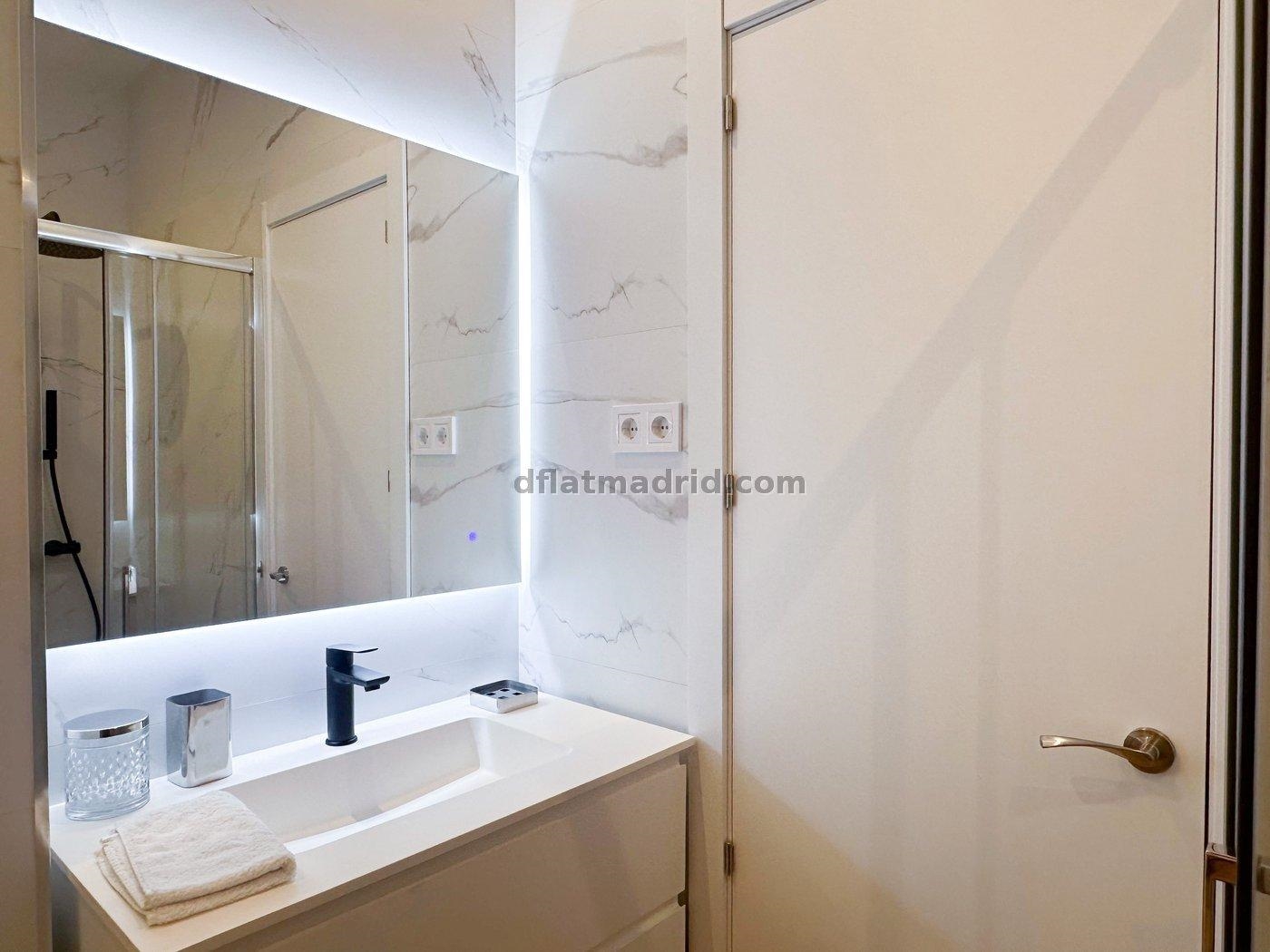 Spacious Apartment in Salamanca of 3 Bedrooms #2009 in Madrid