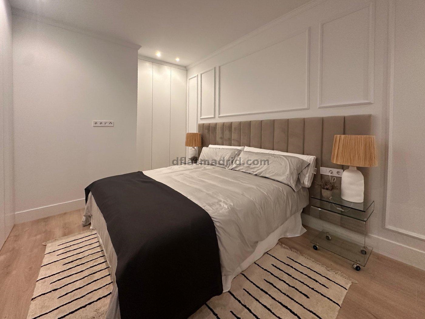 Spacious Apartment in Salamanca of 3 Bedrooms #2009 in Madrid