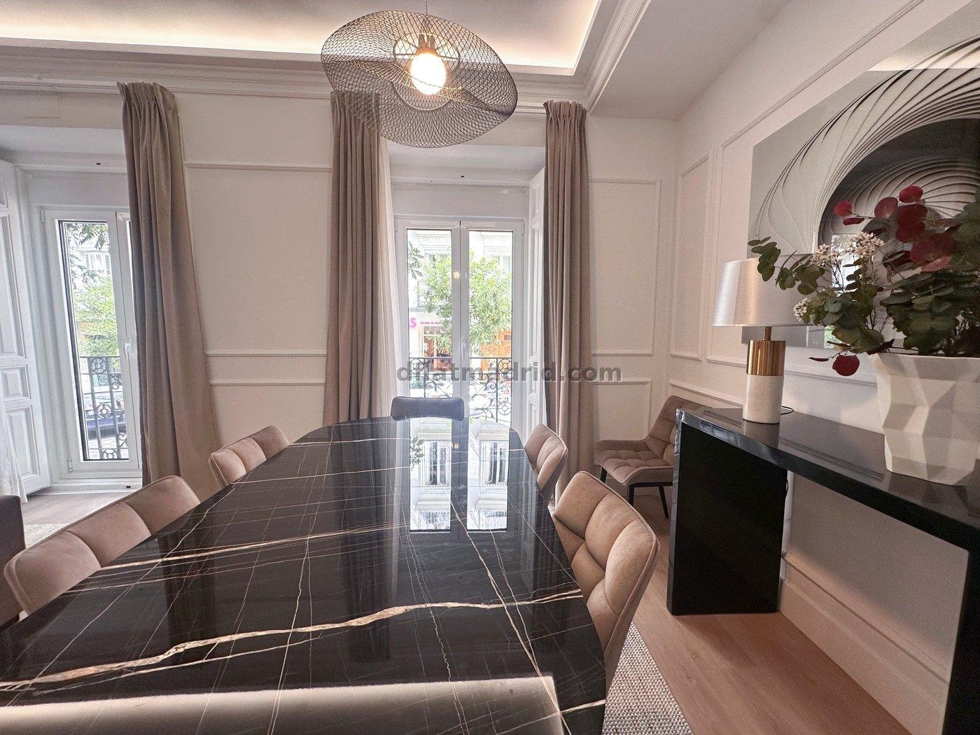 Spacious Apartment in Salamanca of 3 Bedrooms #2009 in Madrid