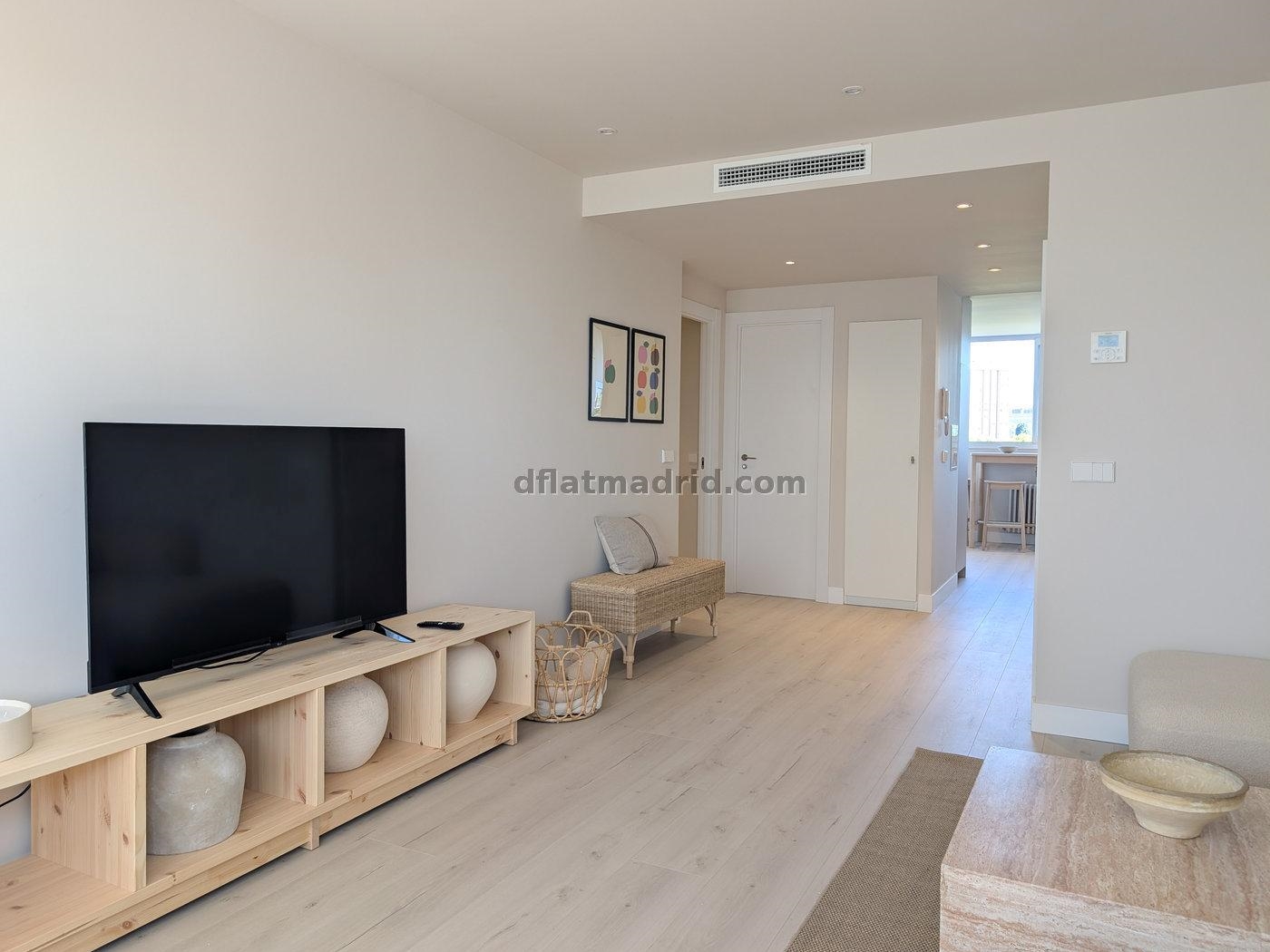Atico Amplio en Chamartin de 3 Dormitorios con terraza #2014 en Madrid
