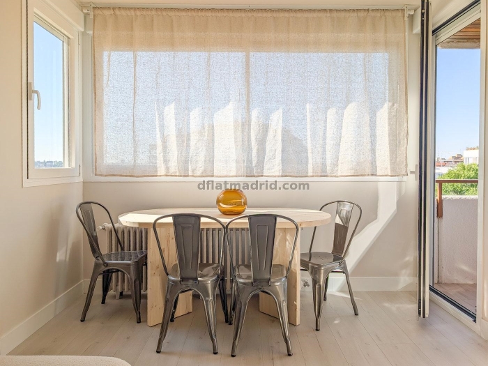 Atico Amplio en Chamartin de 3 Dormitorios con terraza #2014 en Madrid