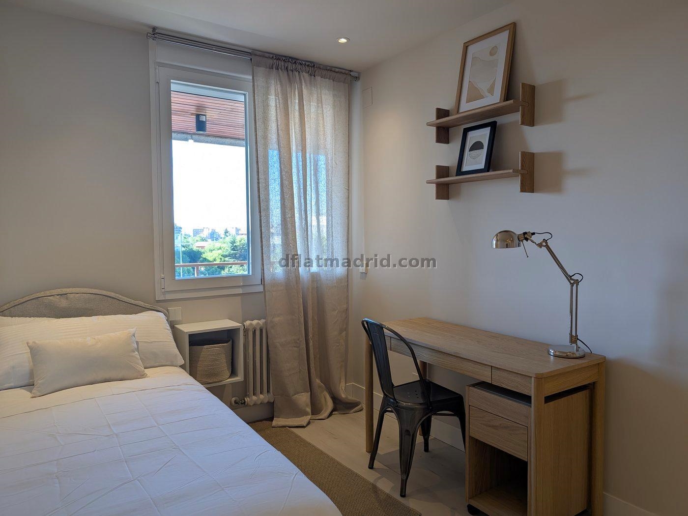 Atico Amplio en Chamartin de 3 Dormitorios con terraza #2014 en Madrid