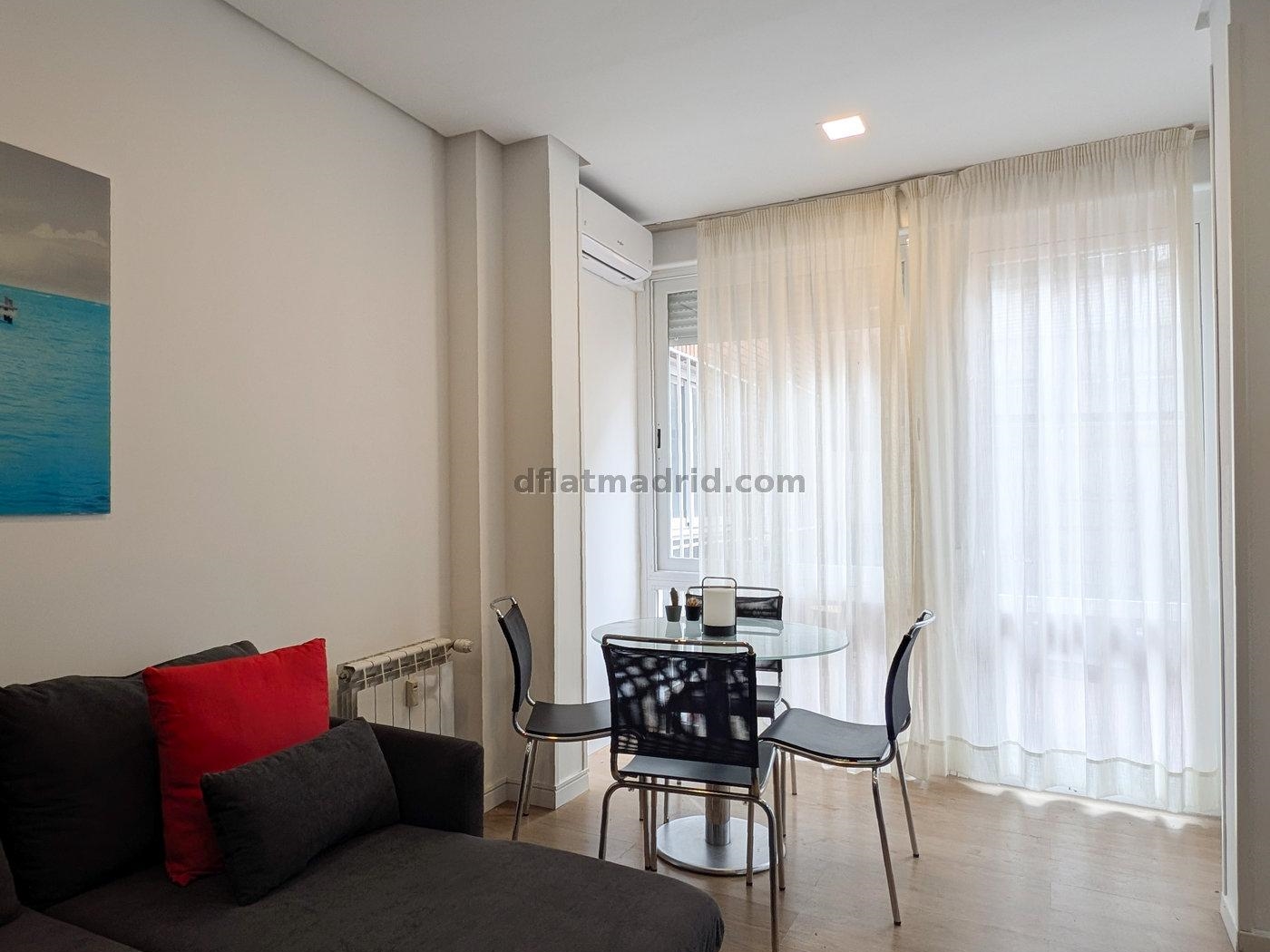 Apartamento en Chamartin de 1 Dormitorio #2013 en Madrid