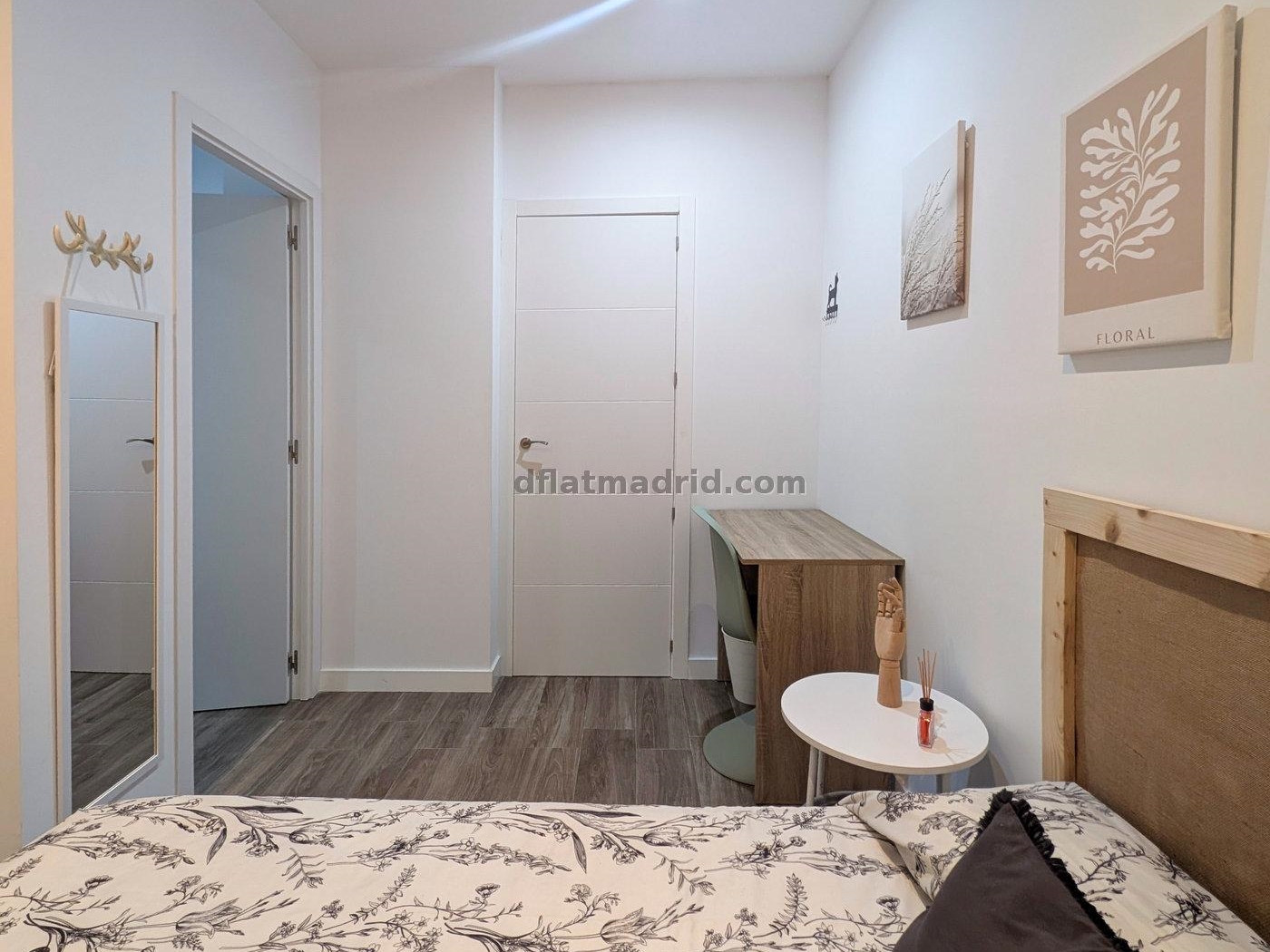 Apartamento en Tetuan de 1 Dormitorio #2027 en Madrid