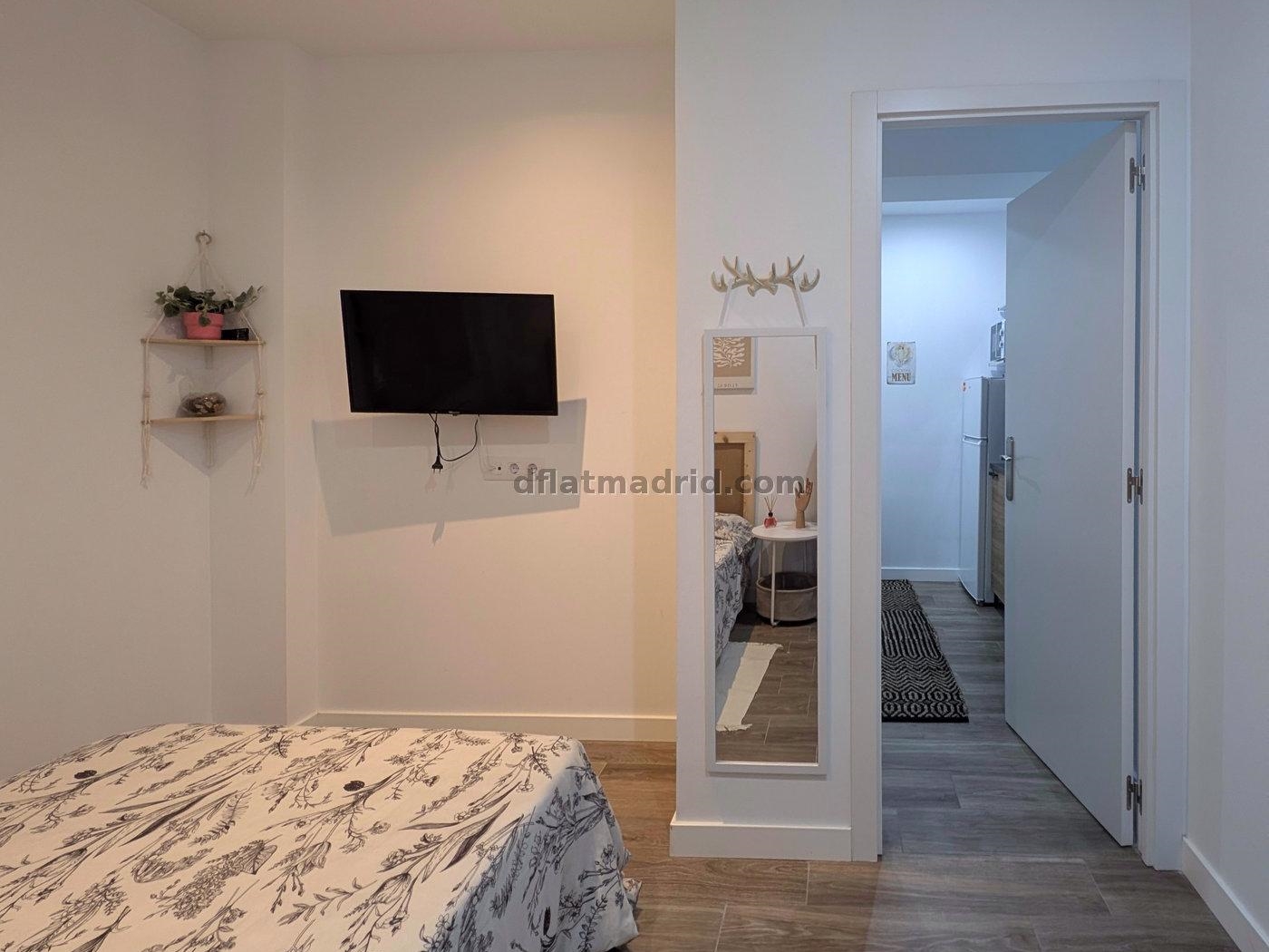Apartamento en Tetuan de 1 Dormitorio #2027 en Madrid