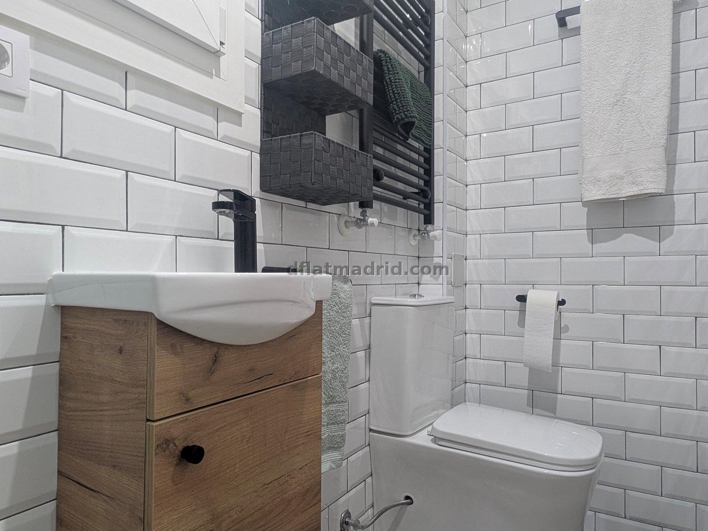 Apartamento en Tetuan de 1 Dormitorio #2027 en Madrid