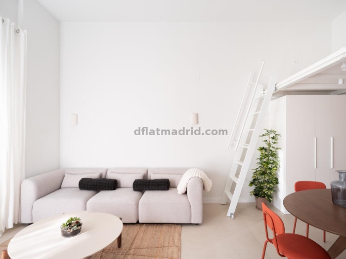 Apartamento Fuencarral de 1 Dormitorio #2032 en Madrid