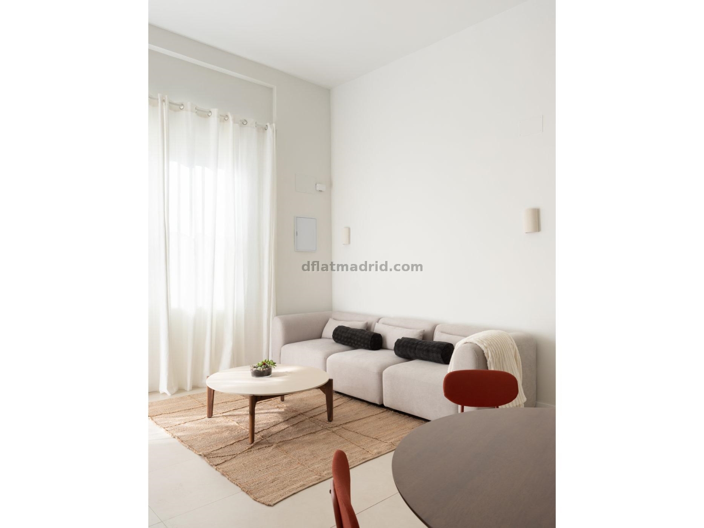 Apartamento Fuencarral de 1 Dormitorio #2032 en Madrid