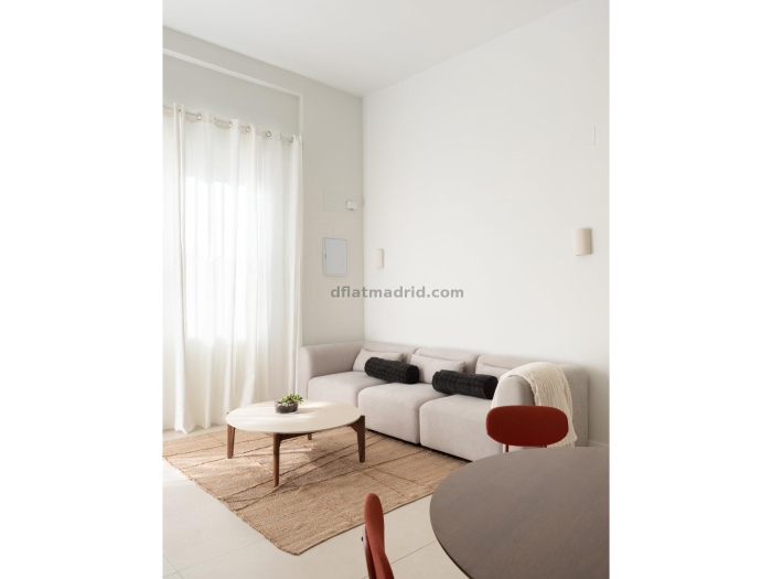 Apartamento Fuencarral de 1 Dormitorio #2032 en Madrid