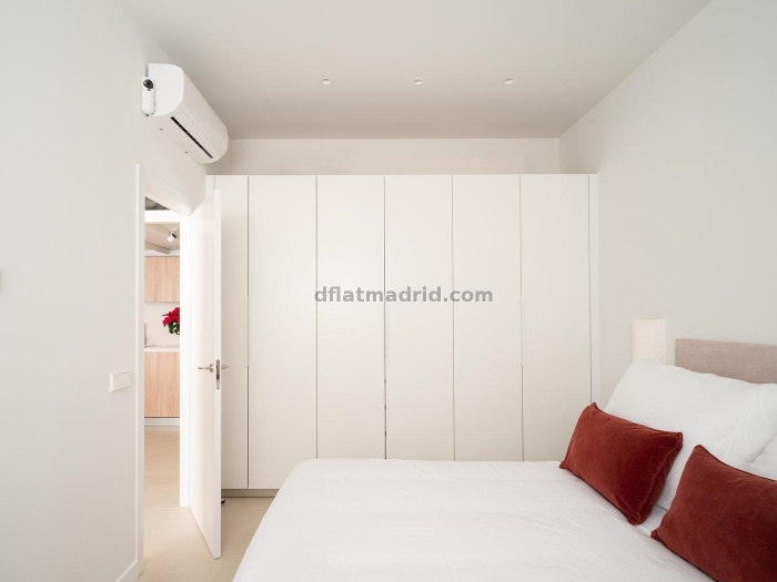 Apartamento Fuencarral de 1 Dormitorio #2032 en Madrid