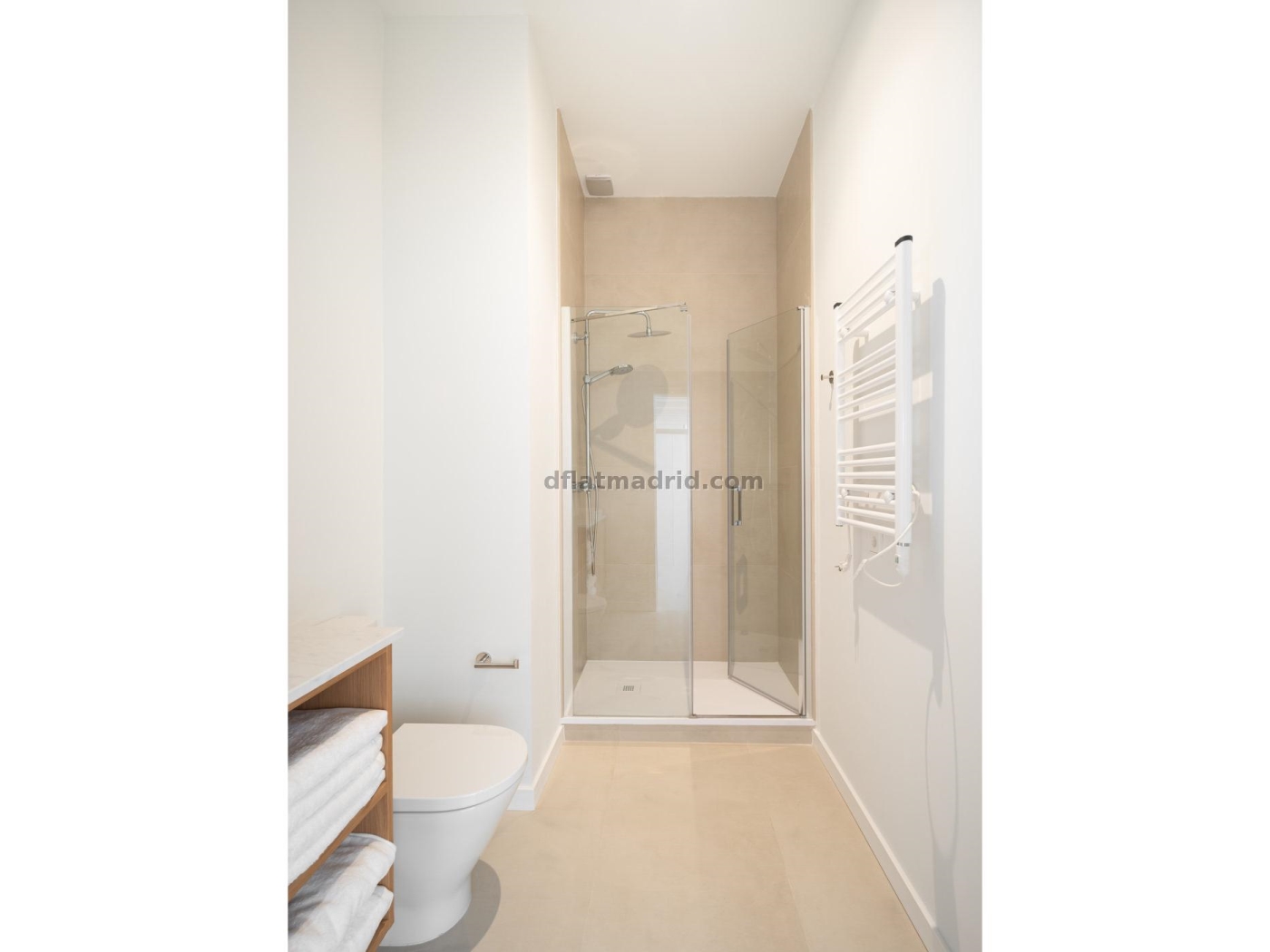 Apartamento Fuencarral de 1 Dormitorio #2032 en Madrid