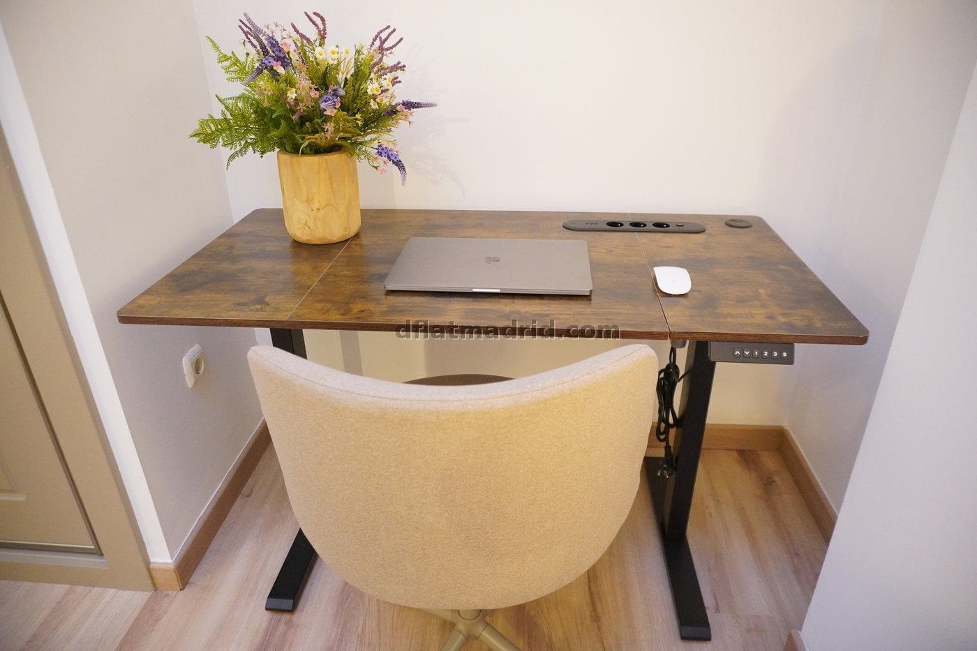Bright Apartment in Fuencarral of 1 Bedroom #2042 in Madrid