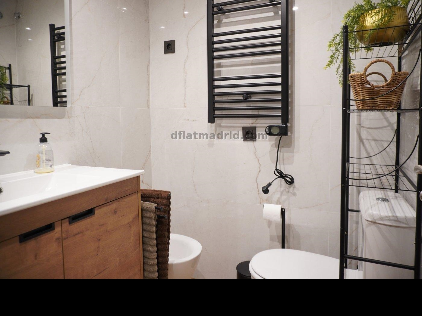 Bright Apartment in Fuencarral of 1 Bedroom #2042 in Madrid