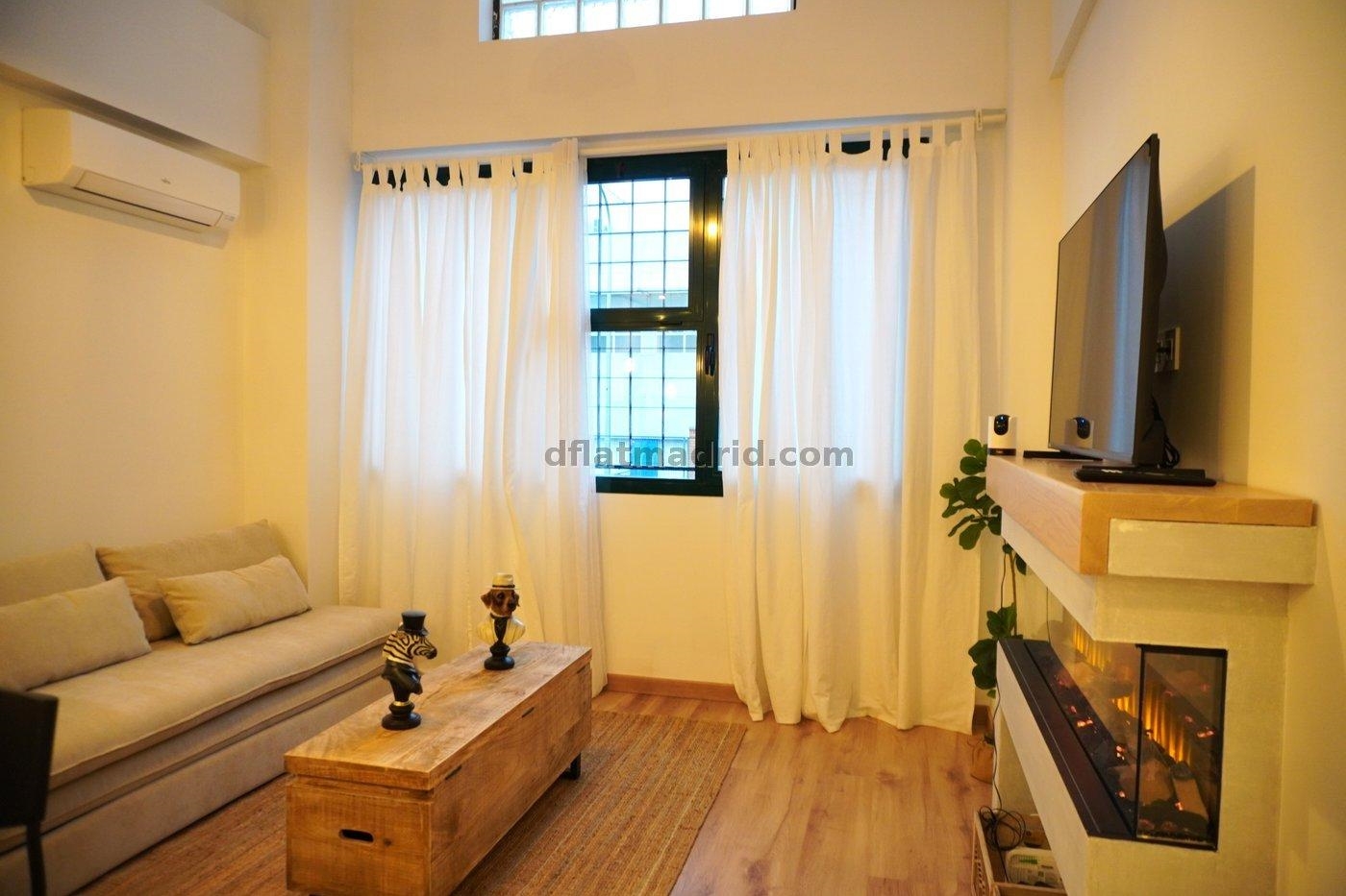 Bright Apartment in Fuencarral of 1 Bedroom #2042 in Madrid