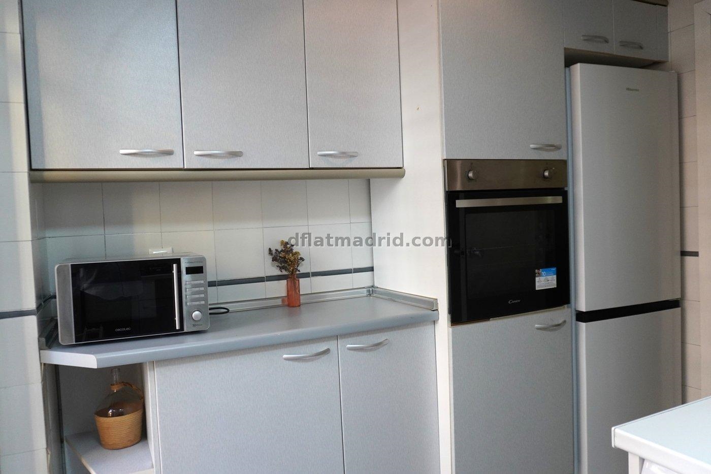Apartamento Amplio en Tetuan de 3 Dormitorios #2040 en Madrid