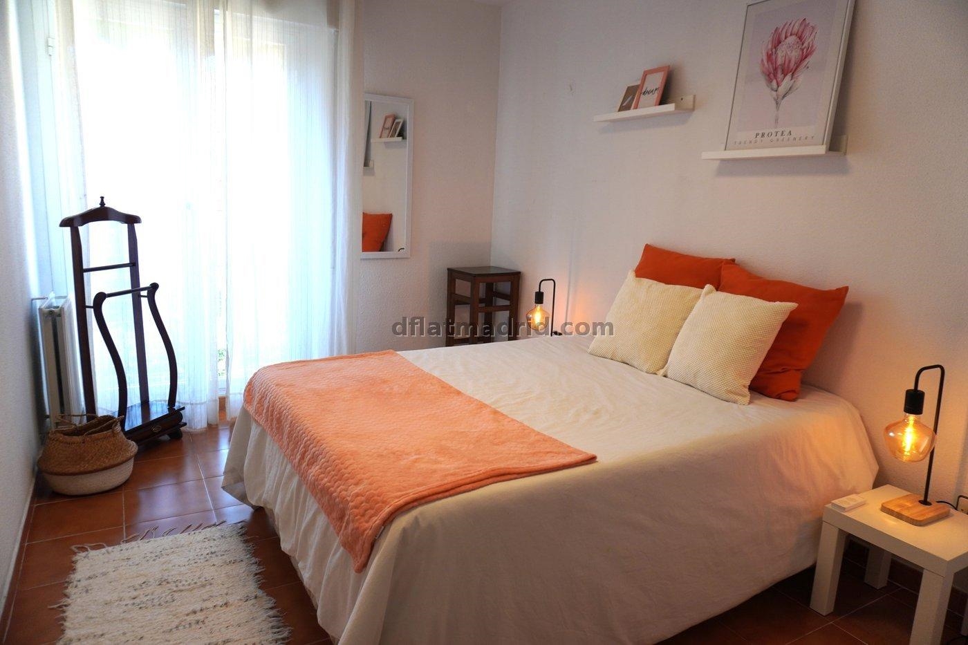 Apartamento Amplio en Tetuan de 3 Dormitorios #2040 en Madrid
