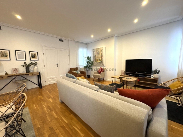 Apartamento en Retiro de 2 Dormitorio #2041 en Madrid