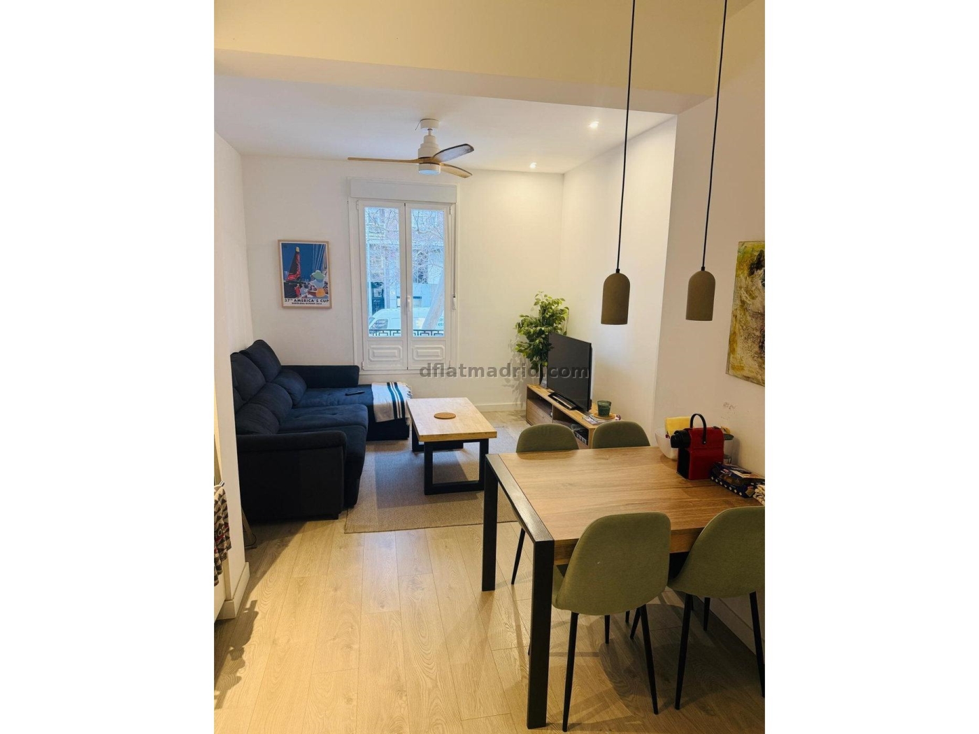 Apartamento Amplio en Chamberi de 3 Dormitorios #2043 en Madrid