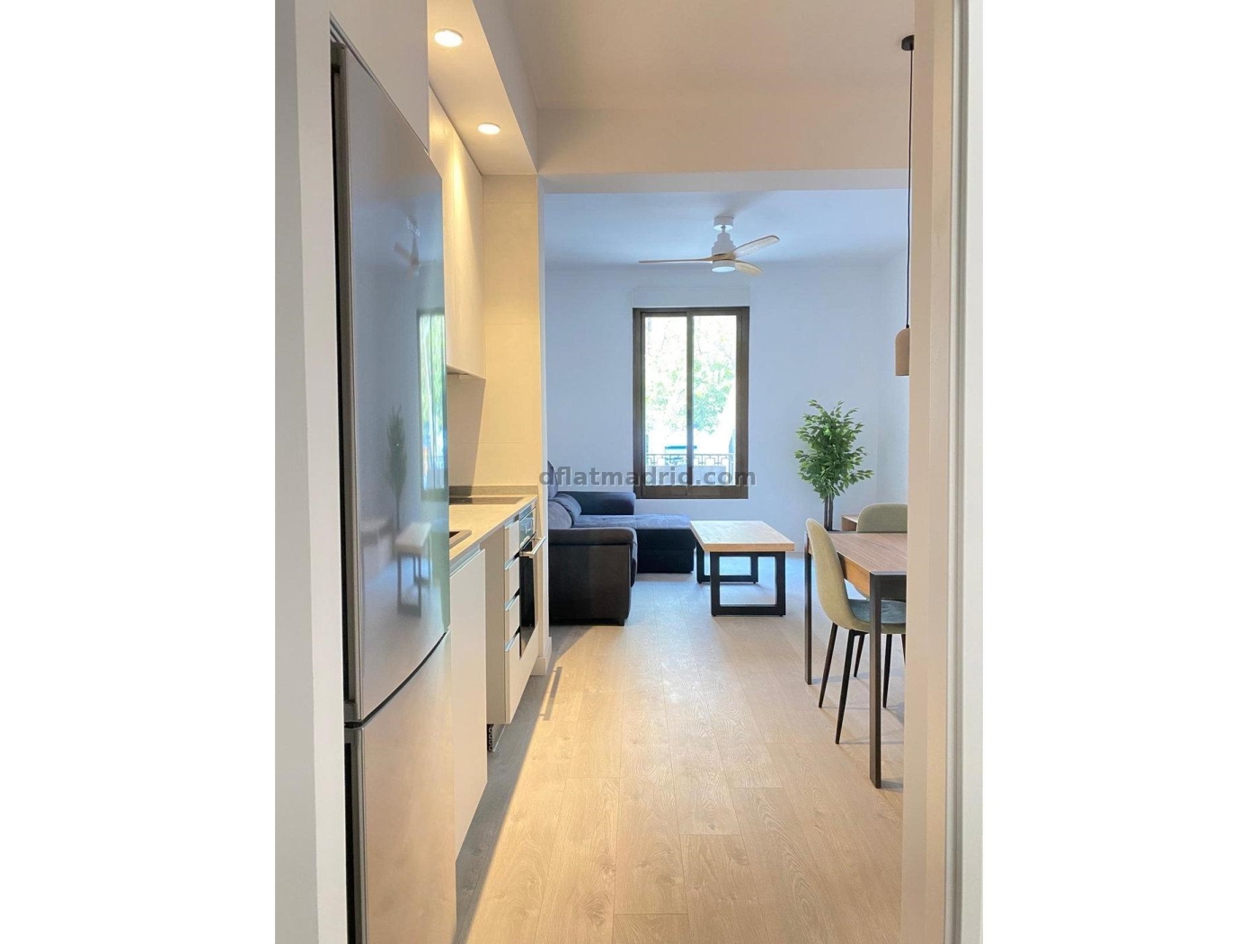 Apartamento Amplio en Chamberi de 3 Dormitorios #2043 en Madrid