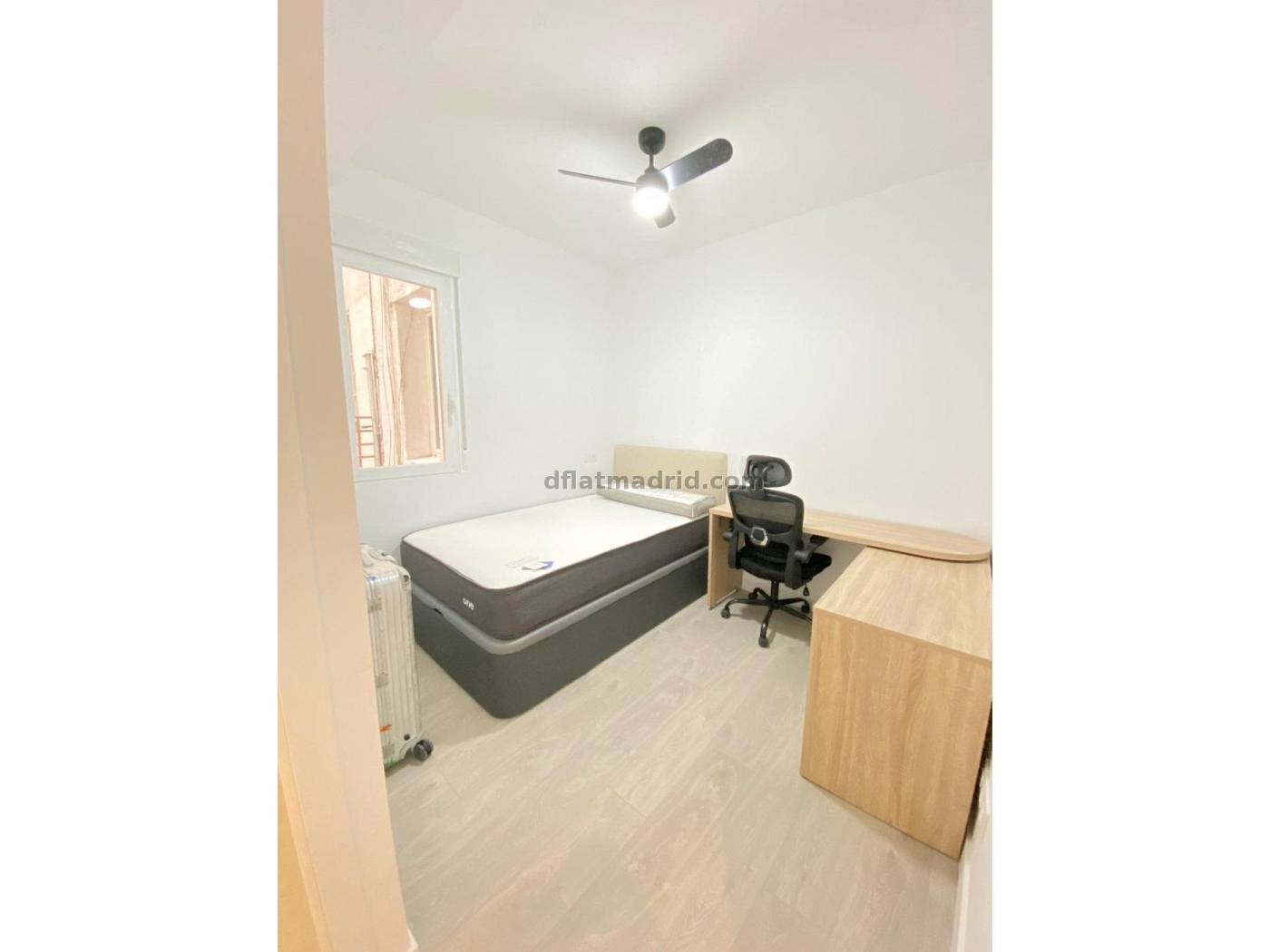 Apartamento Amplio en Chamberi de 3 Dormitorios #2043 en Madrid