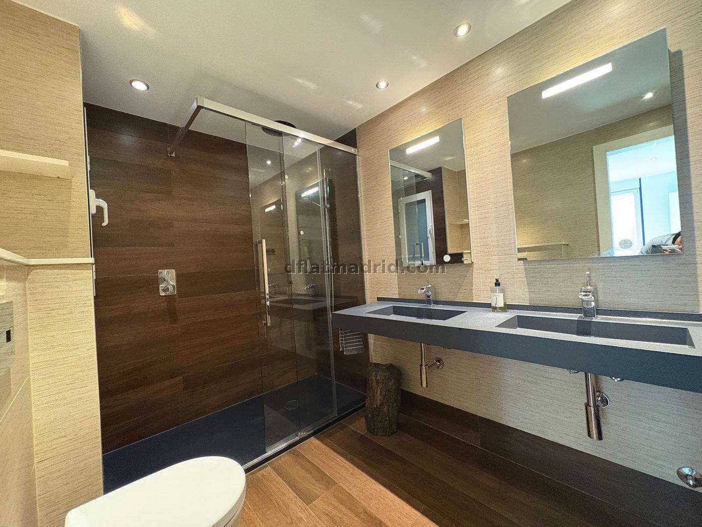 Apartment in Chamartin of 2 Bedrooms #2044 in Madrid