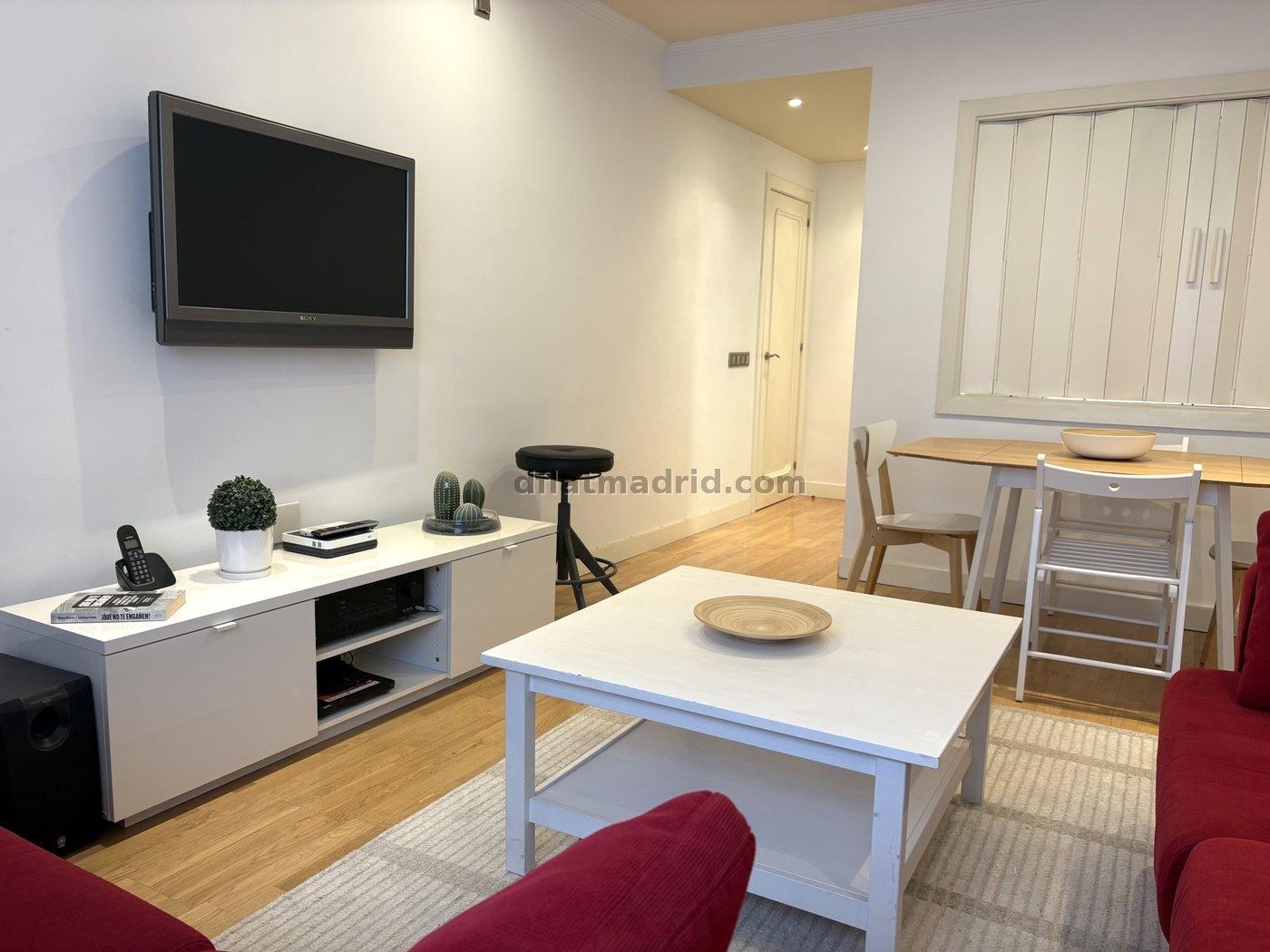 Apartamento en Chamberi de 2 Dormitorios #2045 en Madrid