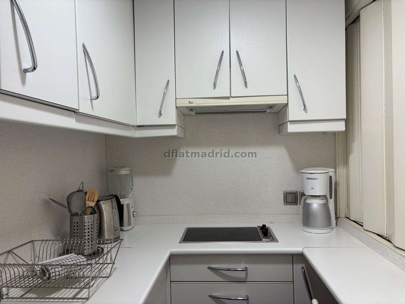 Apartamento en Chamberi de 2 Dormitorios #2045 en Madrid